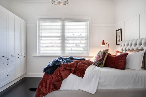 Fontaine - Kalgoorlie Accommodation 4