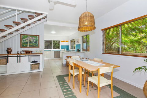 BEACH HOUSE On PEARL - Kalgoorlie Accommodation 3