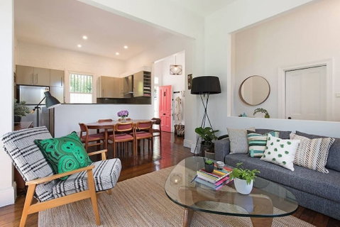 Historic 1890s House With Terraced Backyard Deck H346 - Kalgoorlie Accommodation 4