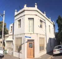 Spacious 3 Bedroom Terrace in Newtown - Kalgoorlie Accommodation