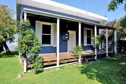 MY Fair Lady External Bathroom PET Friendly - Kalgoorlie Accommodation 0