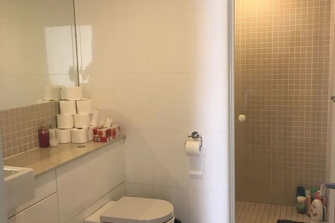 One Bedroom Apartment In Marrickville - Kalgoorlie Accommodation 2