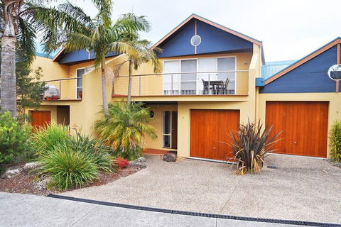 THE Sails 8 Linen Included Central Location - Kalgoorlie Accommodation 1