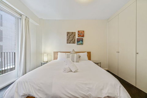 HomeHotel Urban Retreat In Secure Boutique Block - Kalgoorlie Accommodation 1