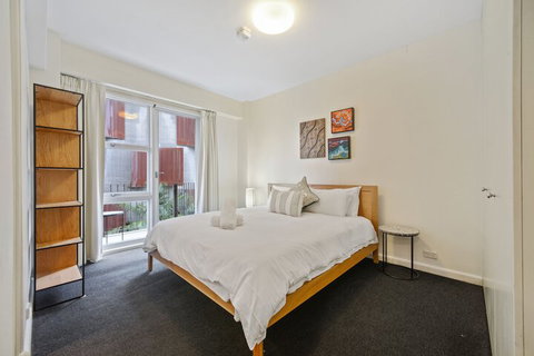 HomeHotel Urban Retreat In Secure Boutique Block - Kalgoorlie Accommodation 3
