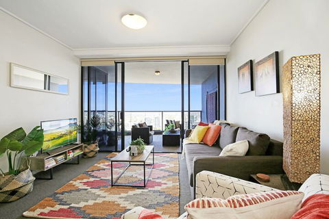 CBD African Charm, Story Bridge & River Views - Kalgoorlie Accommodation 3