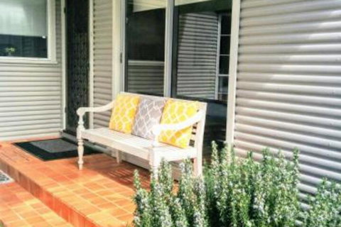 Magnolia Corner - Kalgoorlie Accommodation 2
