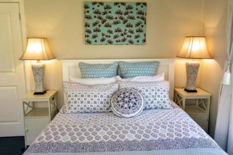 Magnolia Corner - Kalgoorlie Accommodation 0