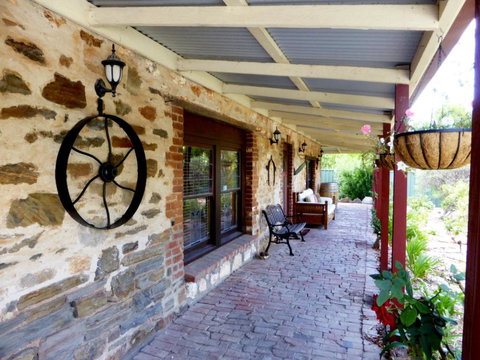 Barossa Barn Bed & Breakfast - Kalgoorlie Accommodation 3