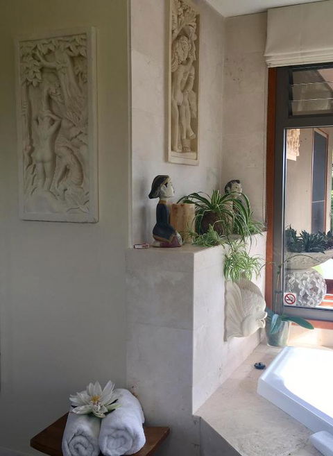 Midnights Promise Estate - Kalgoorlie Accommodation 6