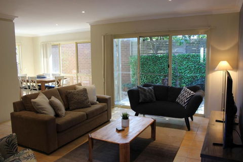 Annies Place - Kalgoorlie Accommodation 5