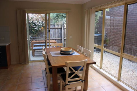 Annies Place - Kalgoorlie Accommodation 1