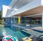 Blueys Beach House 5 Bedroom - Kalgoorlie Accommodation