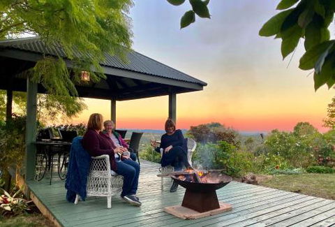 French Cottage & Loft - Kalgoorlie Accommodation 3