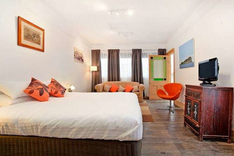 Robinson Cottage - Kalgoorlie Accommodation 1