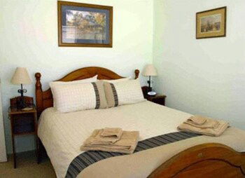 Elm Cottage - Kalgoorlie Accommodation 1