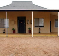 Artmecca Holiday House - Kalgoorlie Accommodation