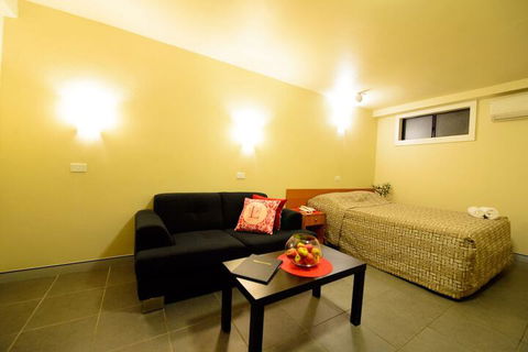 Liberty Plains Motor Inn - Kalgoorlie Accommodation 7