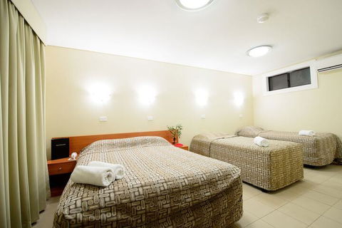 Liberty Plains Motor Inn - Kalgoorlie Accommodation 3