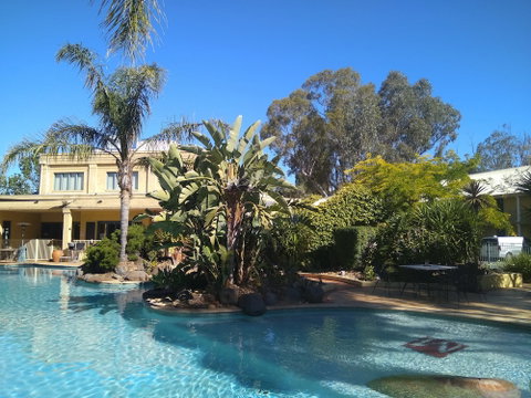 Madison Spa Motel - Adults Only - Kalgoorlie Accommodation 3