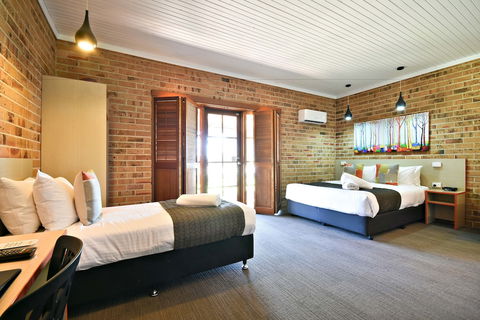 Nightcap At Macquarie Inn - Kalgoorlie Accommodation 4