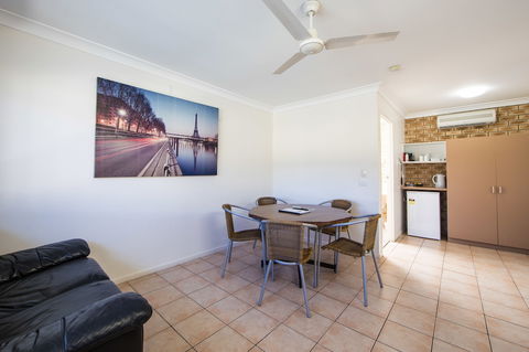 Caboolture Motel - Kalgoorlie Accommodation 4