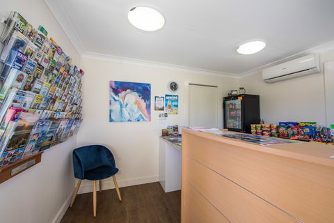 Caboolture Motel - Kalgoorlie Accommodation 1
