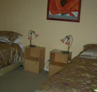 Busy Buzz B  B - Kalgoorlie Accommodation