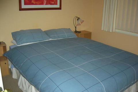 Busy Buzz B & B - Kalgoorlie Accommodation 3