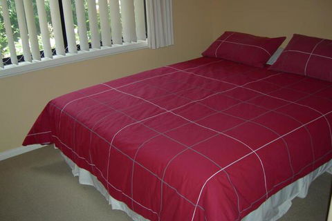 Busy Buzz B & B - Kalgoorlie Accommodation 4