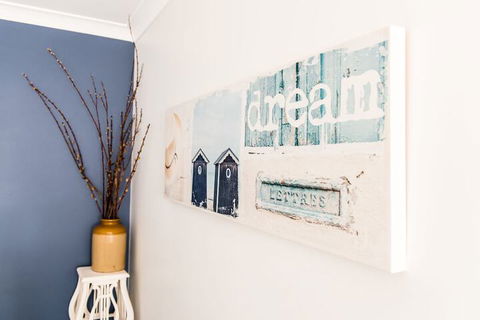 Anne's Waterfront Haven B&B - Kalgoorlie Accommodation 3