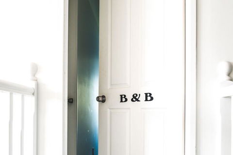 Anne's Waterfront Haven B&B - Kalgoorlie Accommodation 1