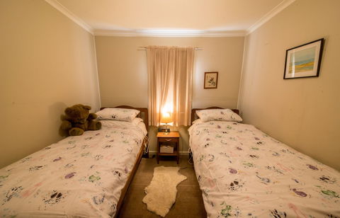 Tuki Retreat - Kalgoorlie Accommodation 5