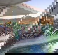 The Summit Rainforest Retreat - Kalgoorlie Accommodation