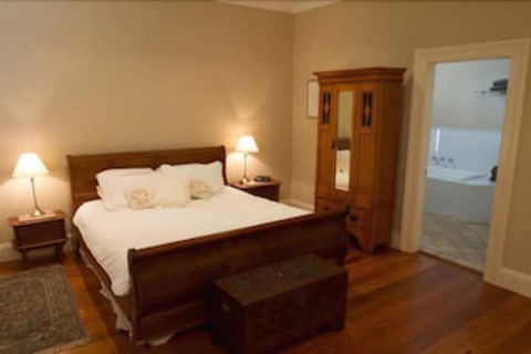 Tizzana Winery Bed & Breakfast - Kalgoorlie Accommodation 6