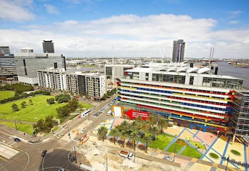 Astra Apartments - Docklands - Kalgoorlie Accommodation 0