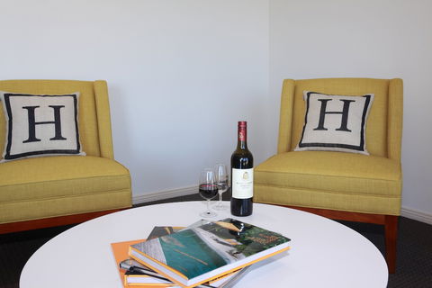 H Boutique Hotel - Kalgoorlie Accommodation 2