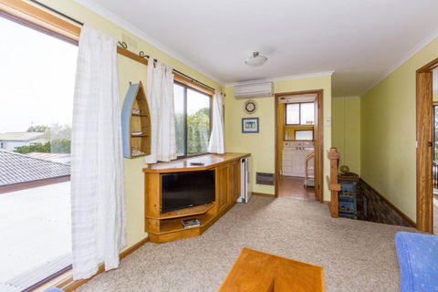 HOLIDAY On NAUTILUS INVERLOCH - Kalgoorlie Accommodation 4