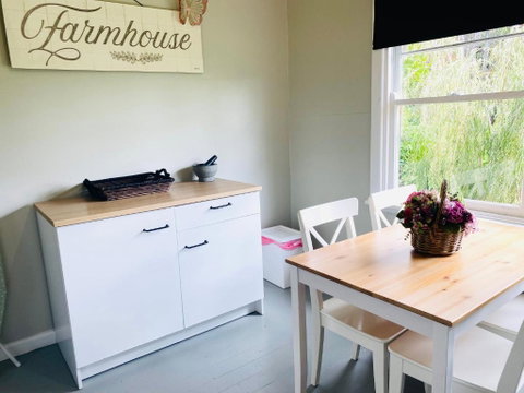 Bush Retreat Farm House - Kalgoorlie Accommodation 5