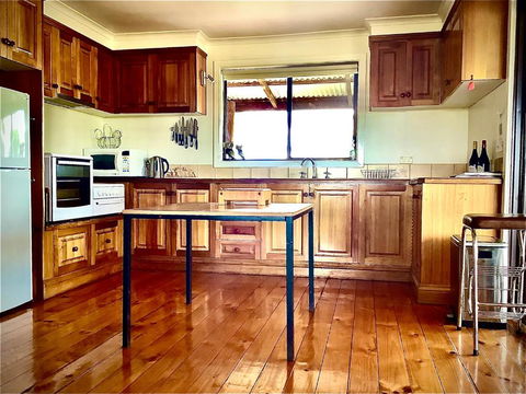 Gilgraves Vineyard Farmstay - Kalgoorlie Accommodation 4