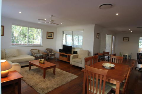 SEAMIST - Kalgoorlie Accommodation 4