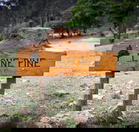 Lone Pine Farmhouse - Kalgoorlie Accommodation