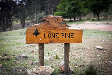 Lone Pine Farmhouse - Kalgoorlie Accommodation 0
