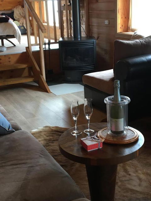Springmead Rustic Cabin - Kalgoorlie Accommodation 1