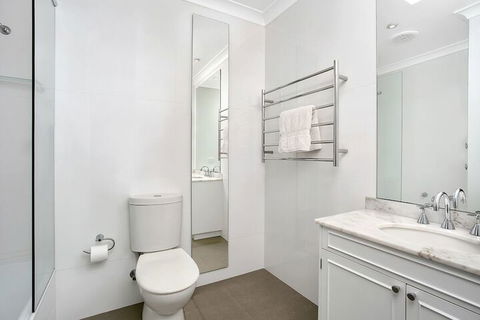 Sunny & Spacious Two Bdr Apt SPF13 - Kalgoorlie Accommodation 1