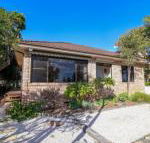 A Reflection on the Lake - Kalgoorlie Accommodation
