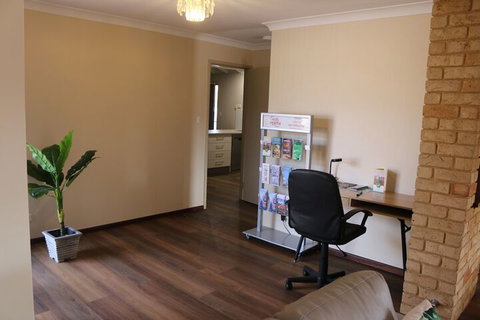 Cozy Stay At Kearsley - Kalgoorlie Accommodation 4