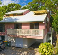 Straddie House - Kalgoorlie Accommodation