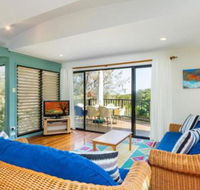Straddie Beach House 3 - Kalgoorlie Accommodation