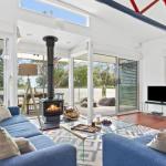 The Boathouse Comfortable Beachfront Home - Kalgoorlie Accommodation 0